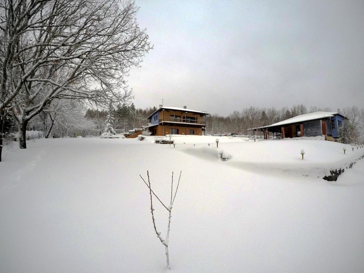 Agramada Bed & Breakfast Arnea Bagian luar foto