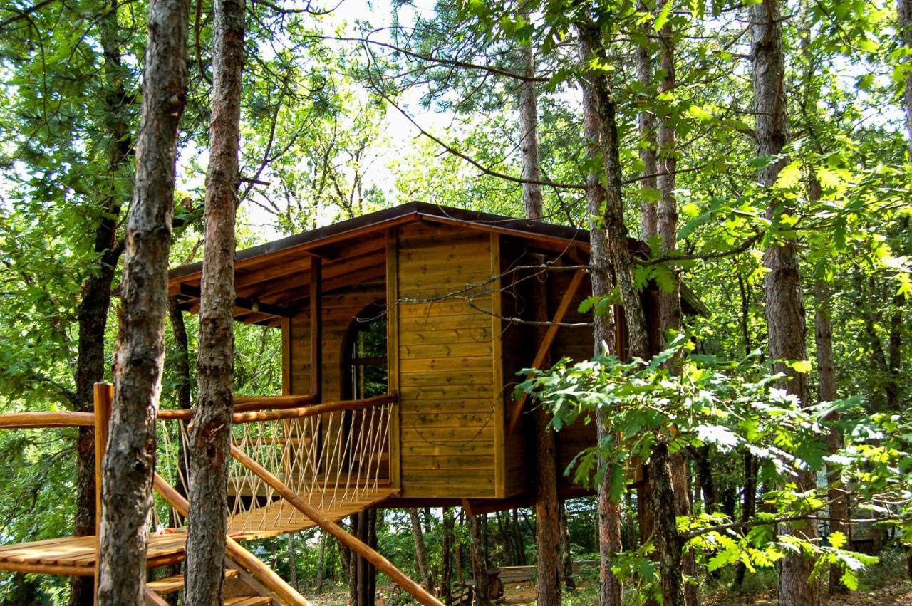 Agramada Bed & Breakfast Arnea Bagian luar foto