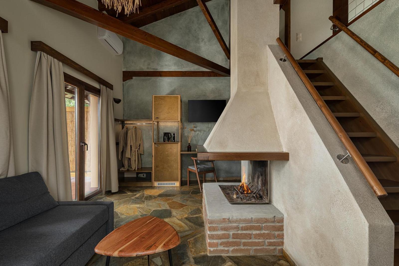 Agramada Bed & Breakfast Arnea Bagian luar foto